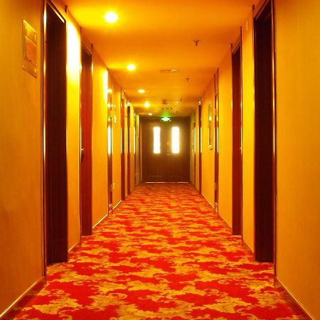 Tianjin Jinma Hotel Room photo